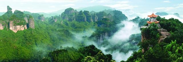 連州地下河、湟川三峽、萬山朝王美食兩天團(tuán)