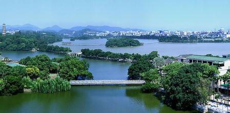 惠州西湖、紅花湖單車、奧地利小鎮(zhèn)、住樂逸溫泉、羅浮山兩日游