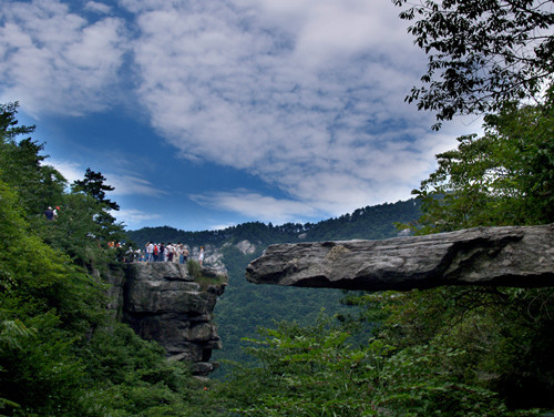 【標(biāo)準(zhǔn)】匡廬奇秀廬山、婺源（篁嶺）、黃山、景德鎮(zhèn)、南昌滕王閣雙臥六天